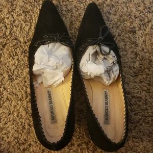 Used Manolo Blahink size 36 vintage heel